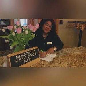 Meet your Posher, Sandra